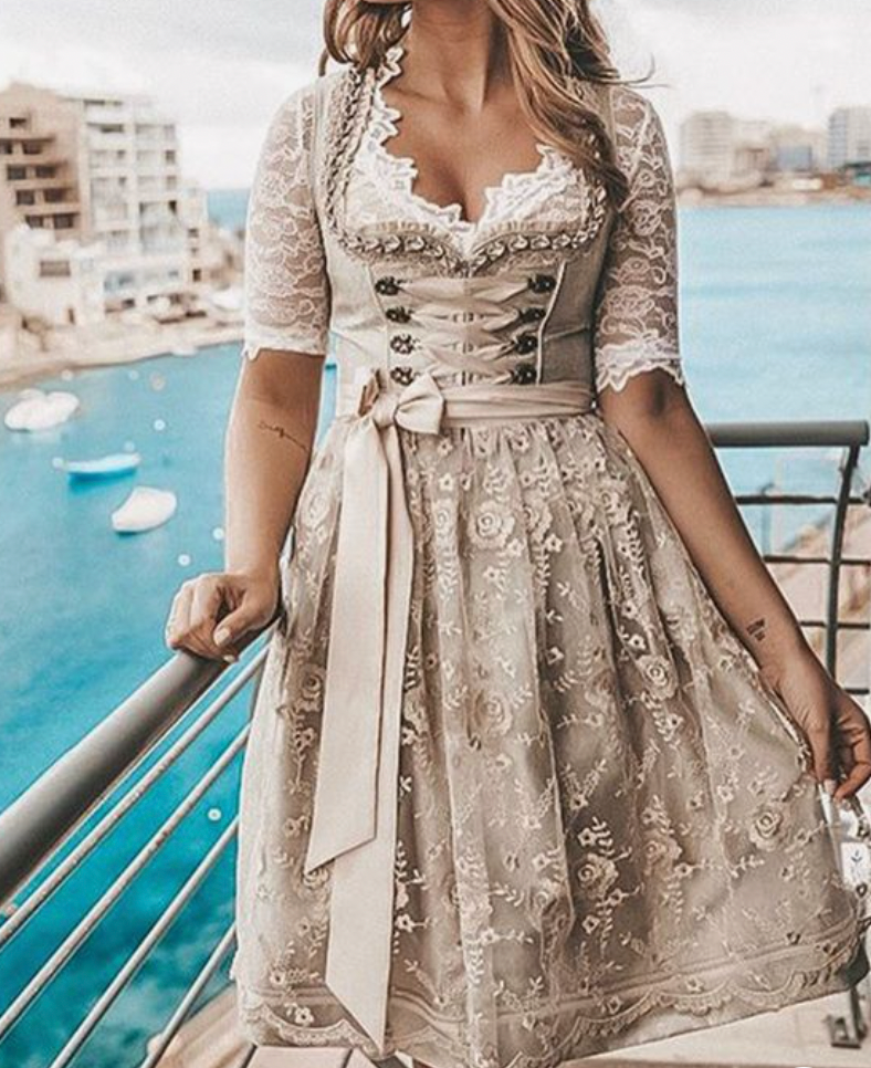 Nord Taschen | Tracht für Damen mit Schürze und Bluse