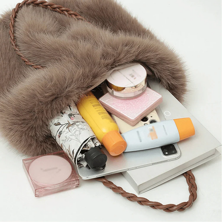 Nord Taschen | I Tote Bag mit weicher Struktur und Kettenriemen
