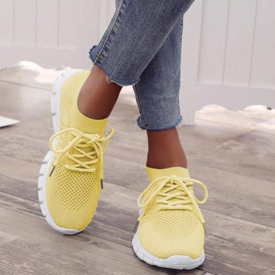 Modische Turnschuhe für Damen