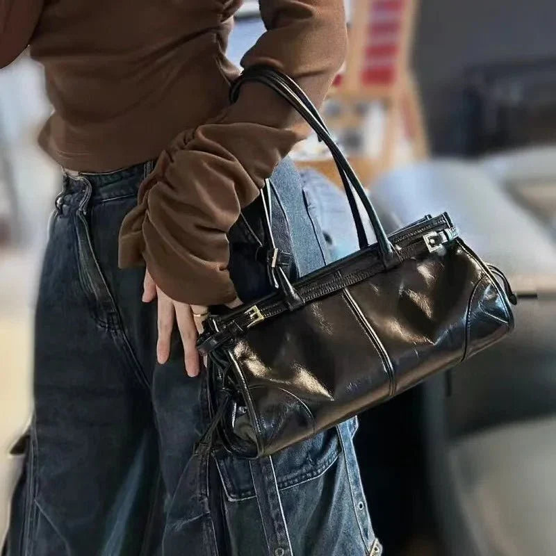 Nord Taschen | Schultertasche mit strukturiertem Gürtel-Detail