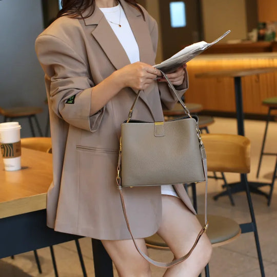 Nord Taschen | Umhängetasche für Damen - Geräumige Tasche mit verstellbarem Trageriemen und stilvollem Design
