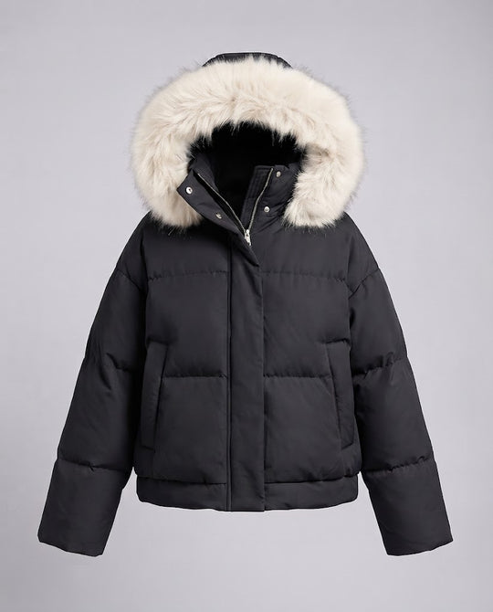 Damen Kurz geschnittene wattierte Jacke mit Kapuze und Kunstfellbesatz Nord Taschen