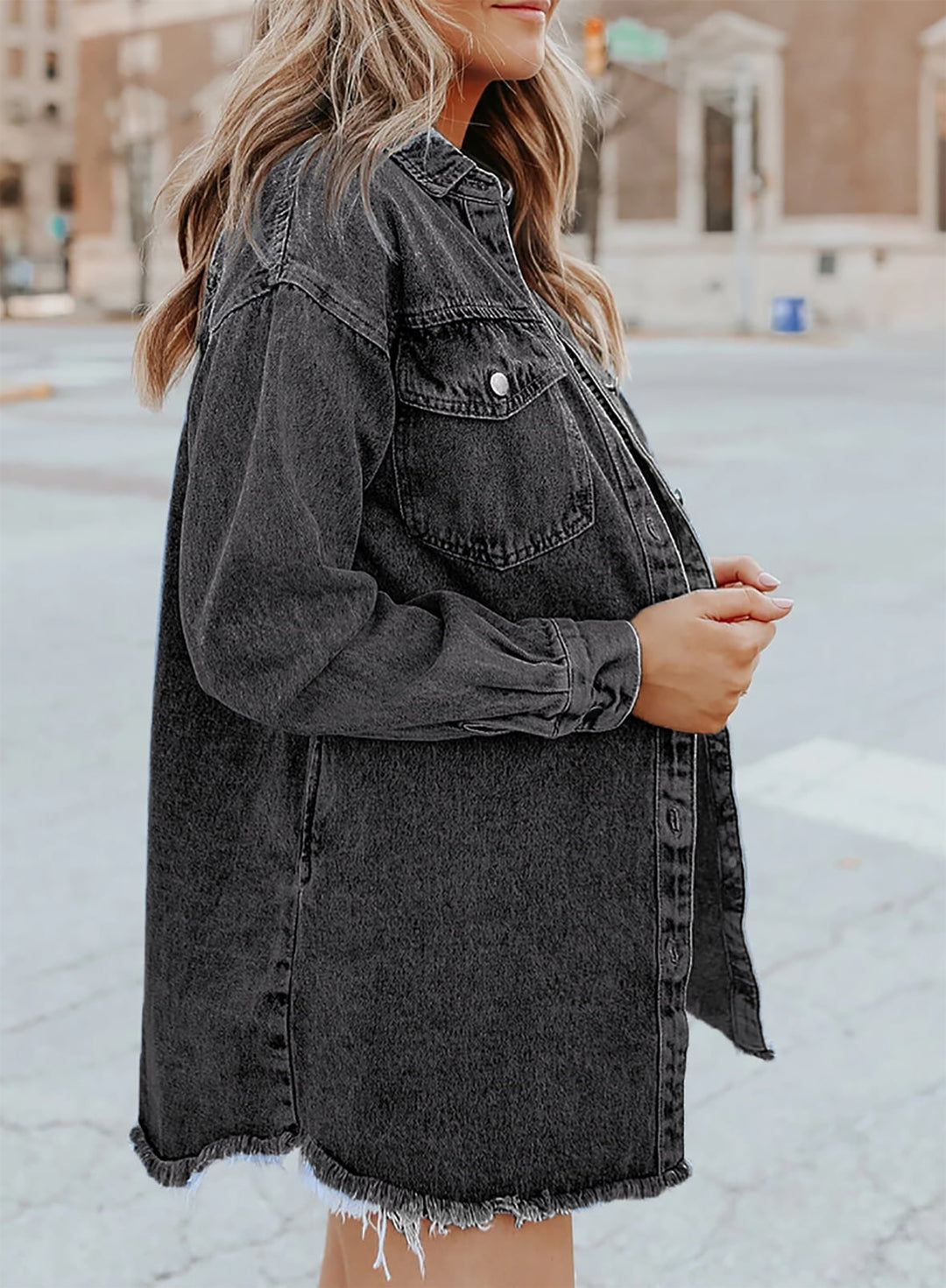 Mach jedes Outfit schöner mit dieser Jeansjacke