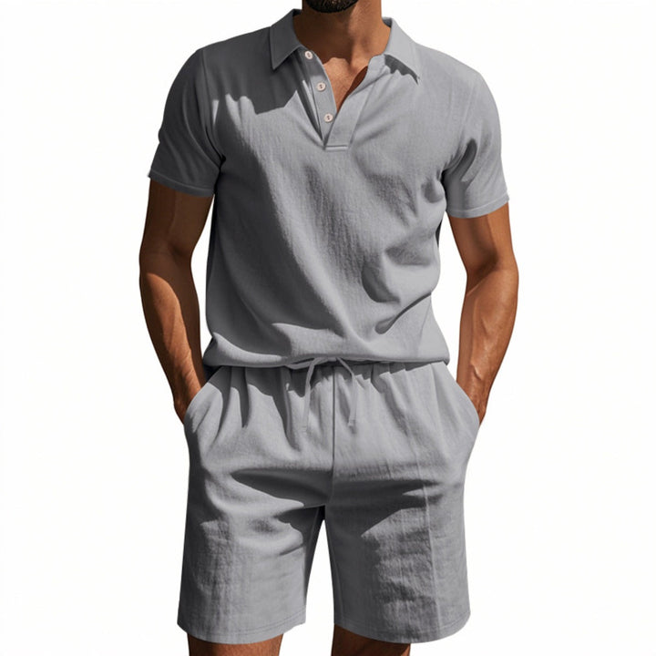 Kurzärmliges Poloshirt und Shorts Strandanzug