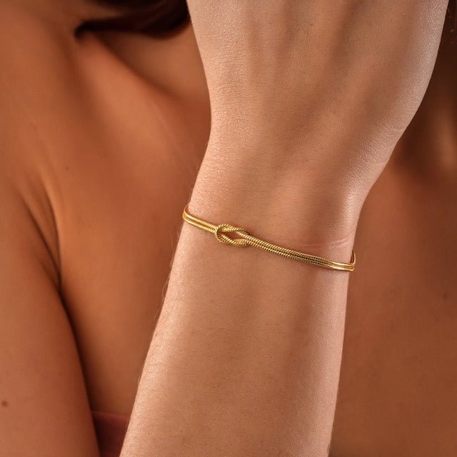 Elegantes LiNord Taschenesknoten Armband für Damen