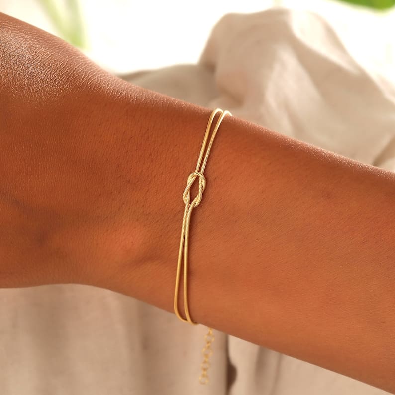 Elegantes LiNord Taschenesknoten Armband für Damen