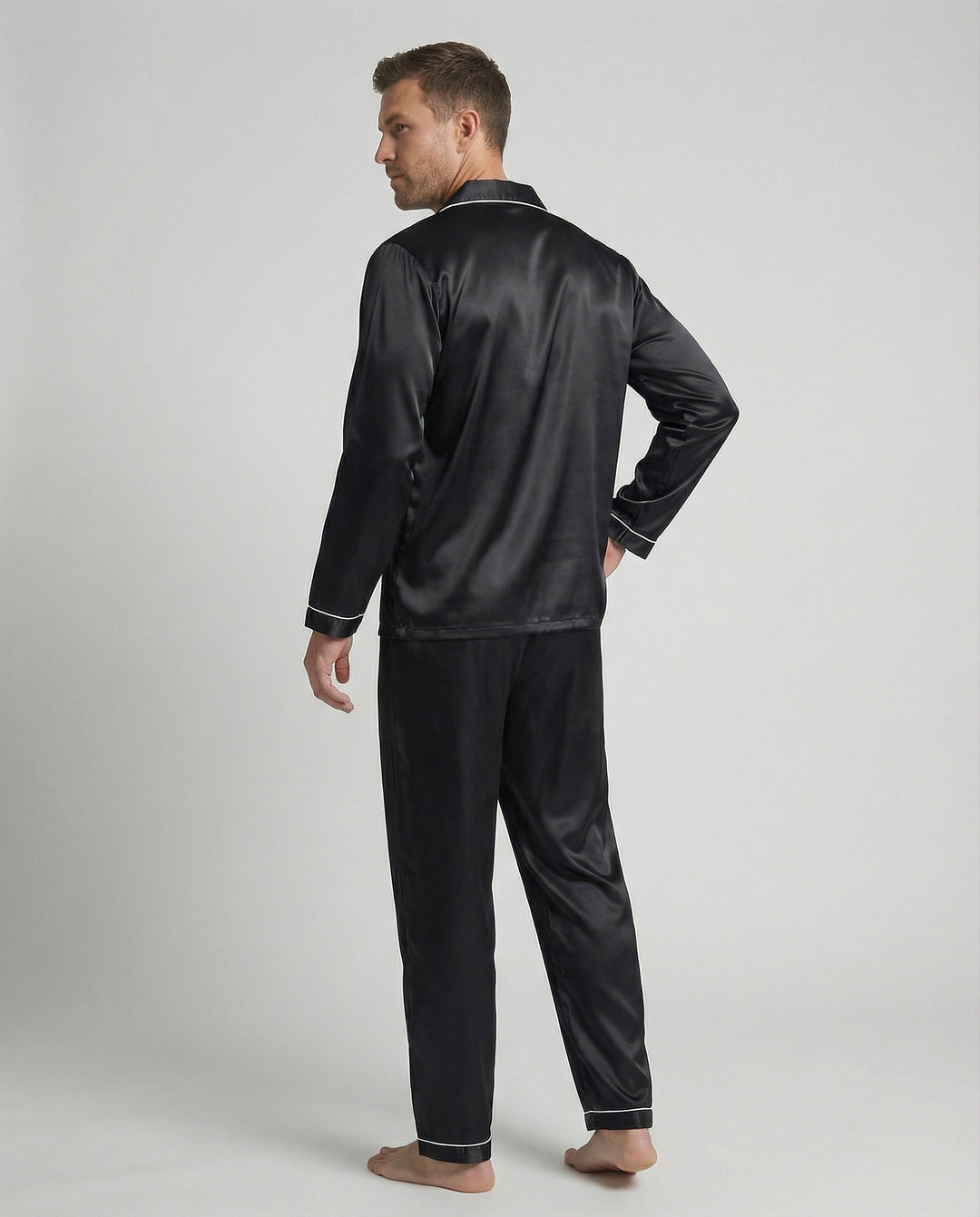 Luxuriöser Herrenpyjama Satin