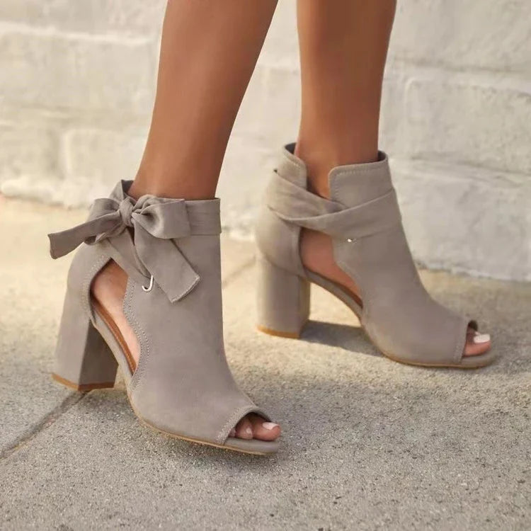 Schicke Schnür Stiefeletten