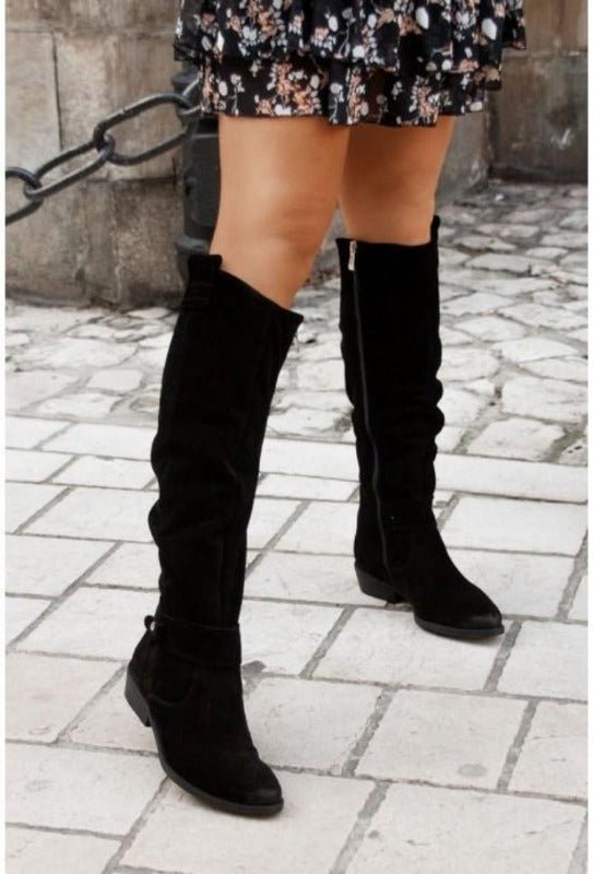 stilvolle Lederstiefel, perfekt für jeden Anlass.