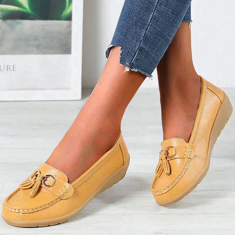Trendige und orthopädische Loafer