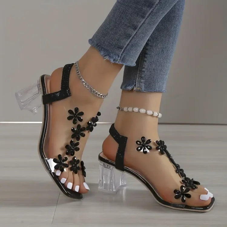 Orthopädischer Schuh mit Absatz