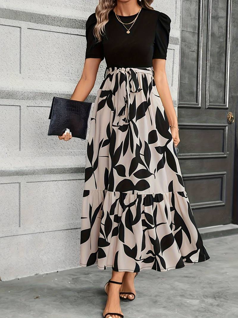 Kleid mit Floralem Druck und Rundhalsausschnitt