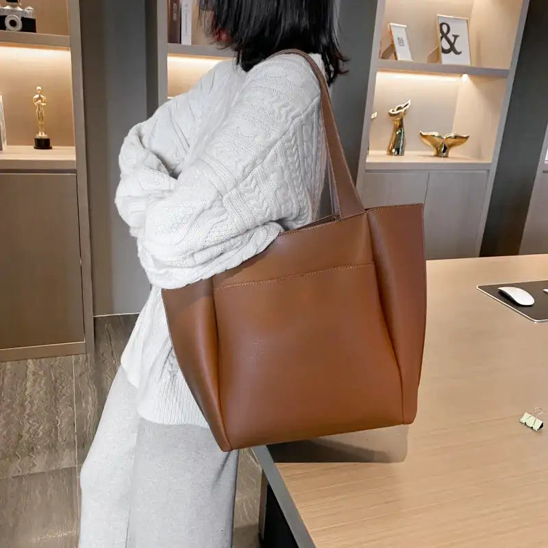 Nord Taschen | Large Soft Leather Handbag for School