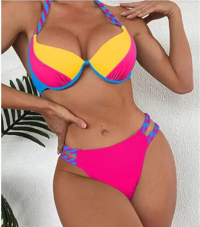 Hochgeschnittener Bikini Badeanzug