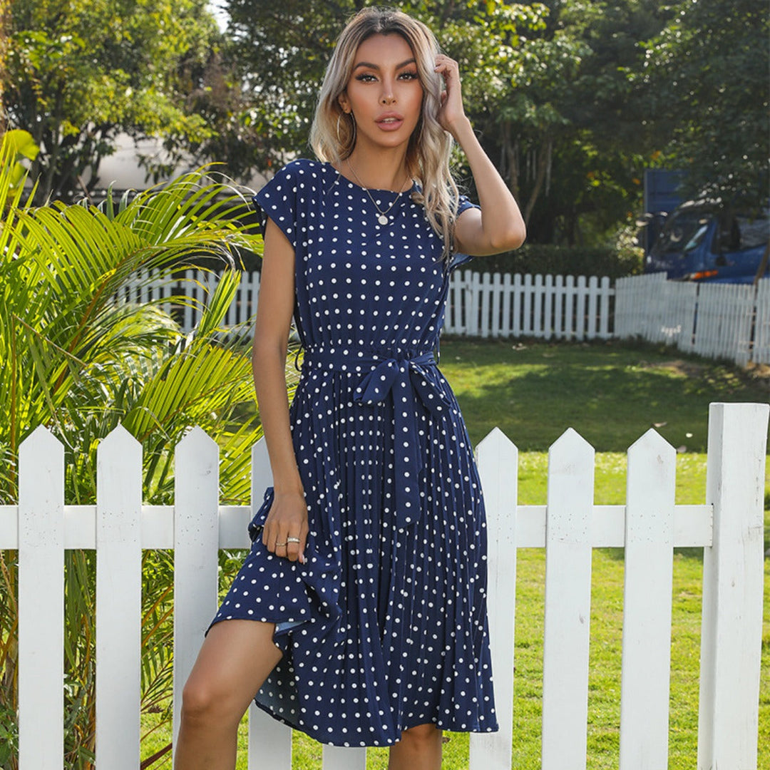 Kurzärmeliges Polka Dot Plissee-Kleid