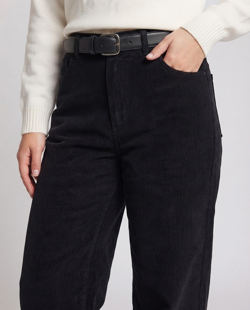 Damen weiche hochtaillierte Cordhose mit weitem Bein Nord Taschen