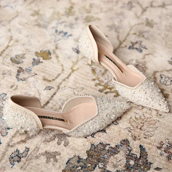 Stilvolle Schuhe mit Spitzer Zehe und Mittlerem Absatz mit Glitzeroberfläche