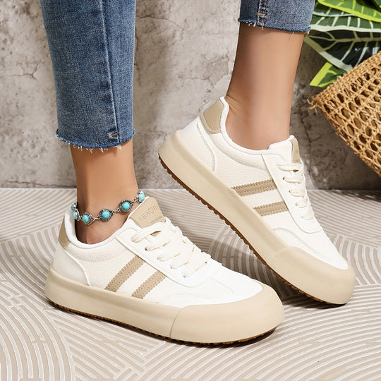 Klassische Sneaker Sophia Nord Taschen