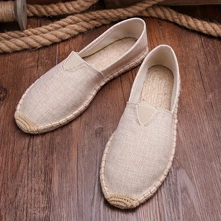 Atmungsaktive Espadrilles mit Graffiti-Sohle