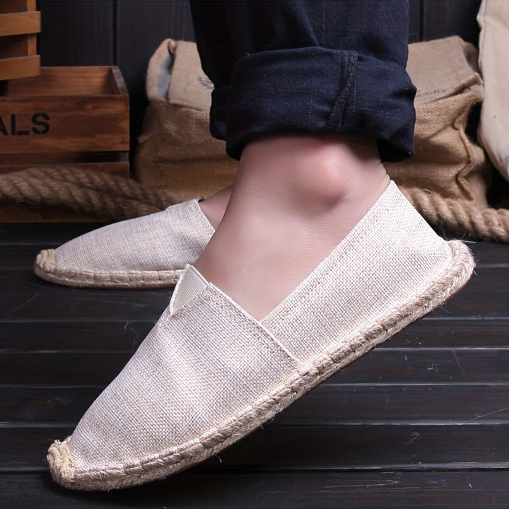 Atmungsaktive Espadrilles mit Graffiti-Sohle