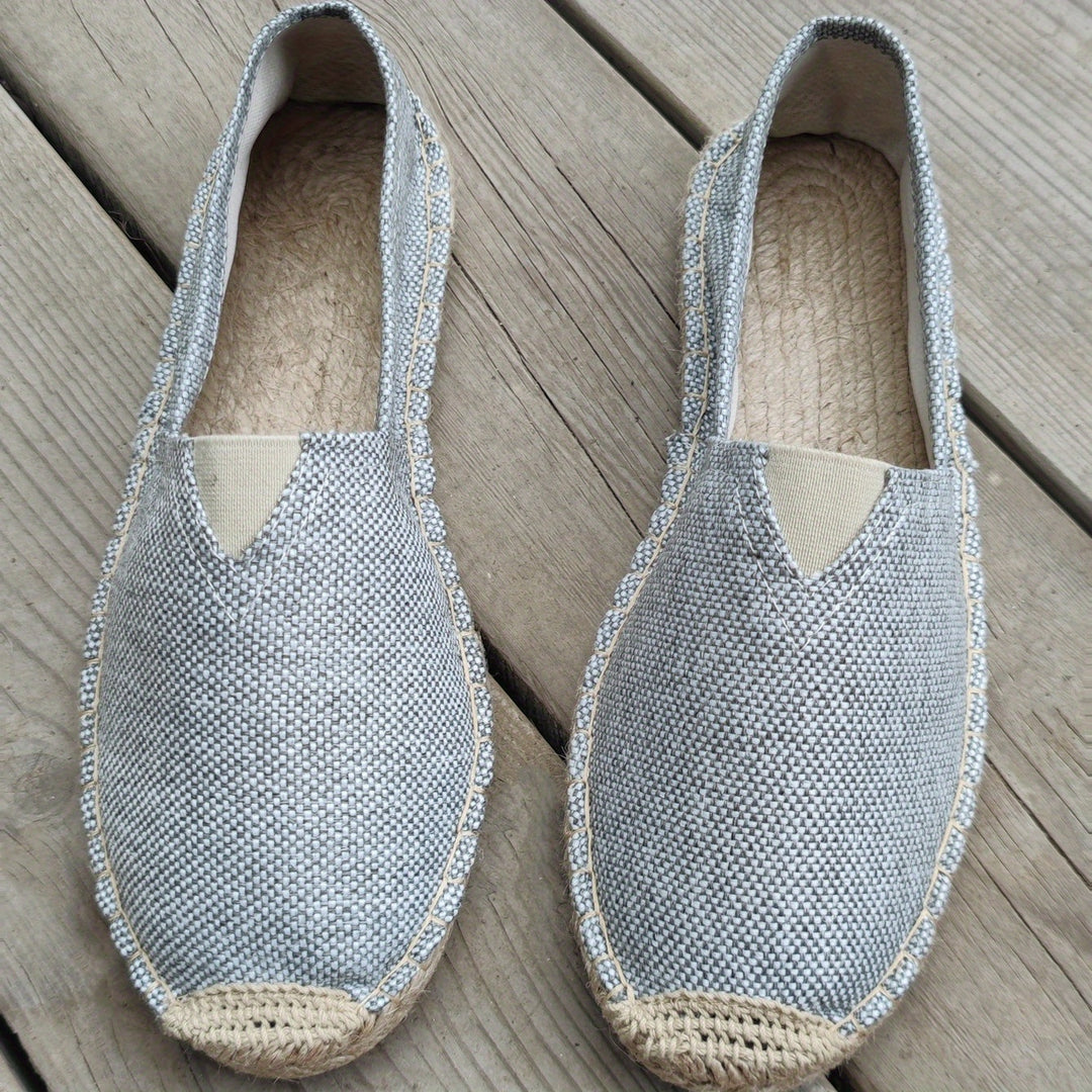 Atmungsaktive Espadrilles mit Graffiti-Sohle