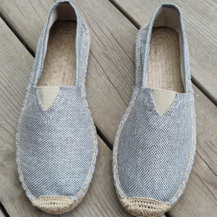 Atmungsaktive Espadrilles mit Graffiti-Sohle