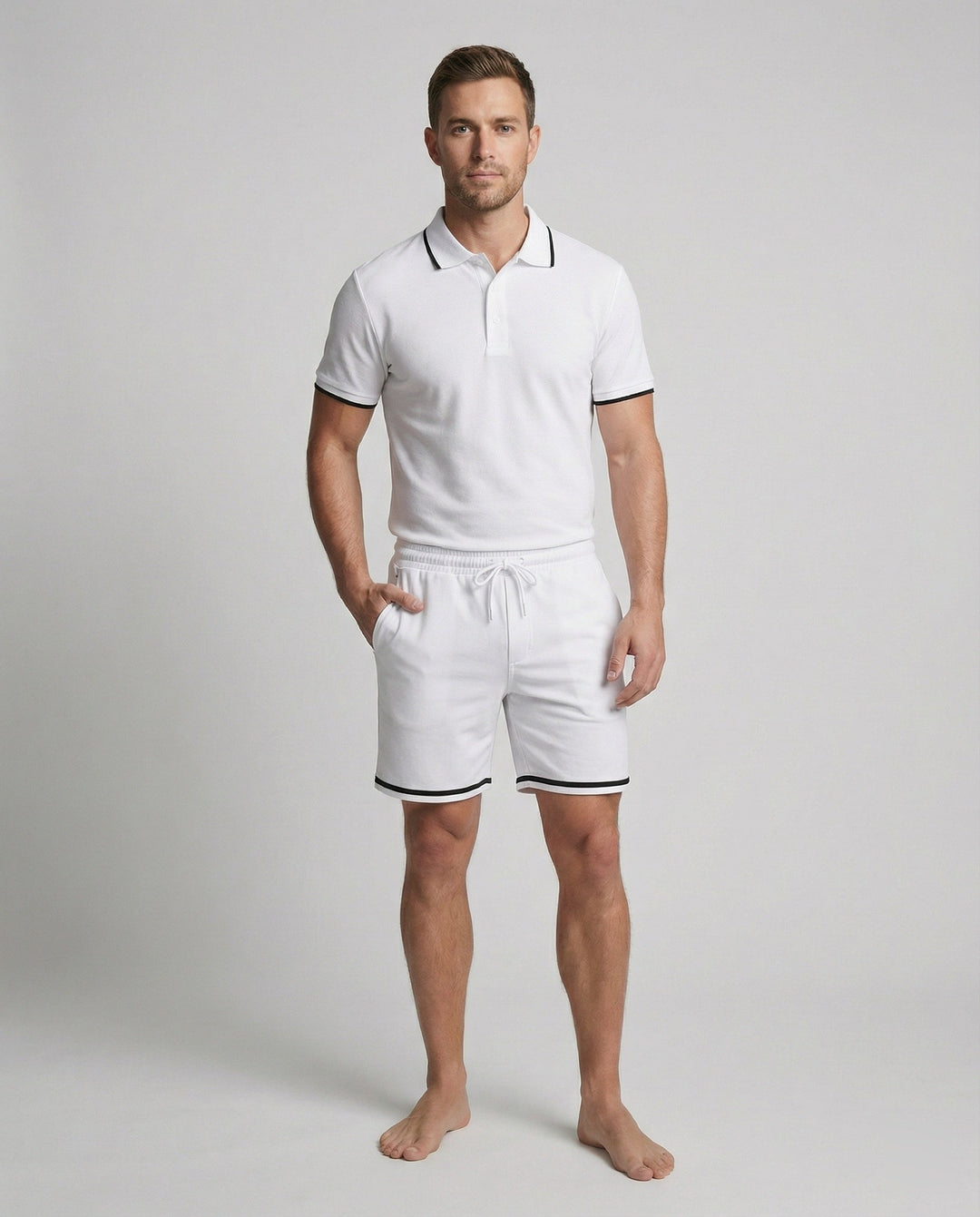 Herren Sportliches Polo- und Shorts-Set mit Kontraststreifen