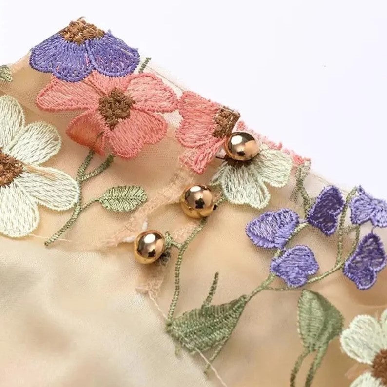 Einzigartiges Handgemachtes Blumenkleid - Arvani