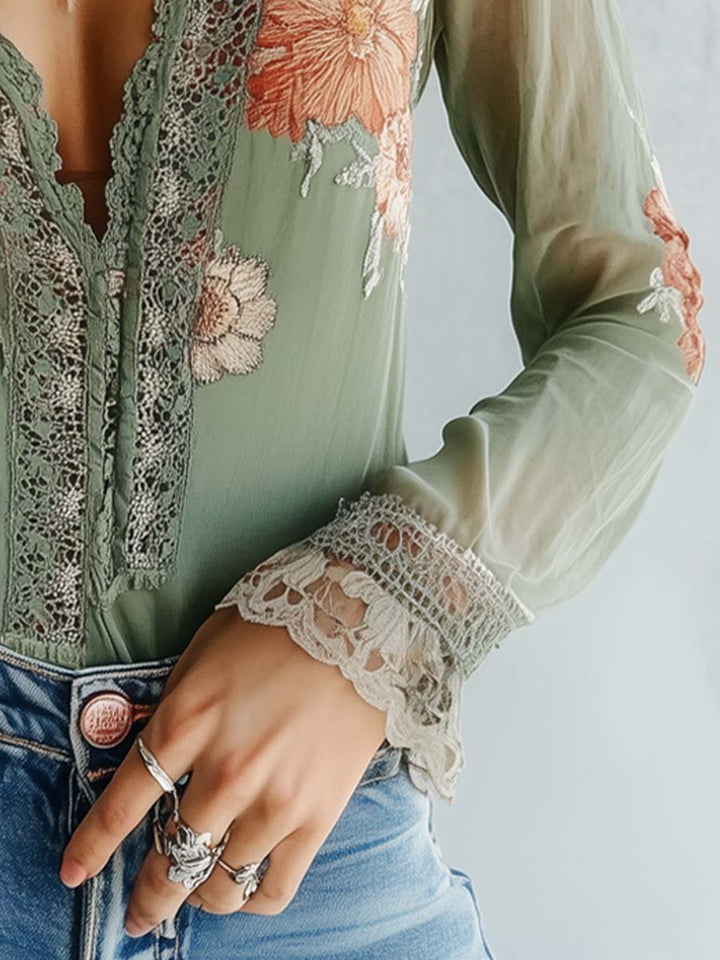 Boho Bluse Mit Spitze Und Blumenmuster