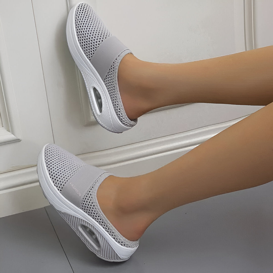 Orthopädische Sandalen Keilabsätze