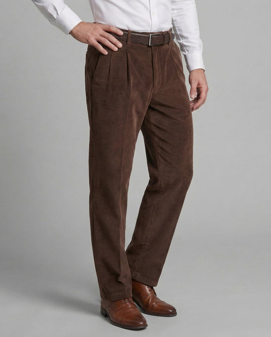 Herren Feincordhose mit Gürtelschlaufen