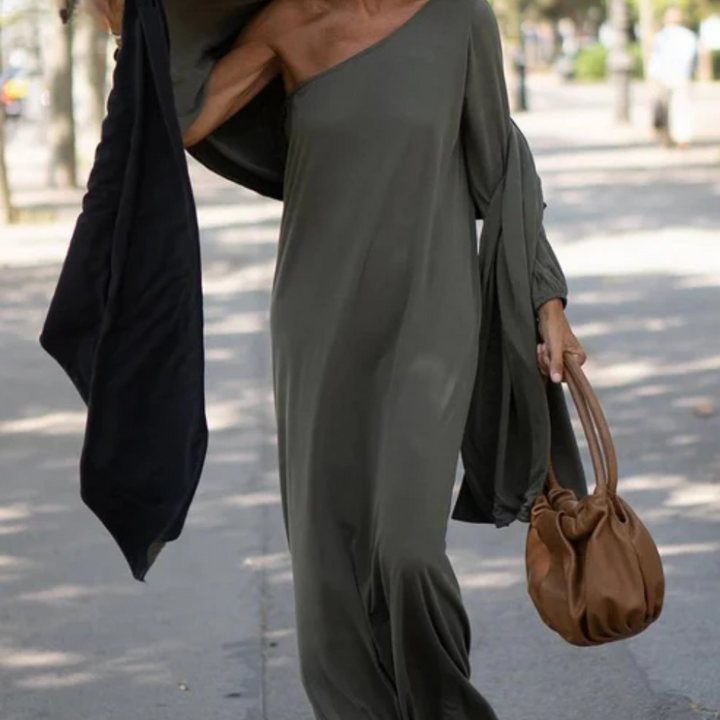 Elegantes und Leichtes Ein-Schulter-Kleid