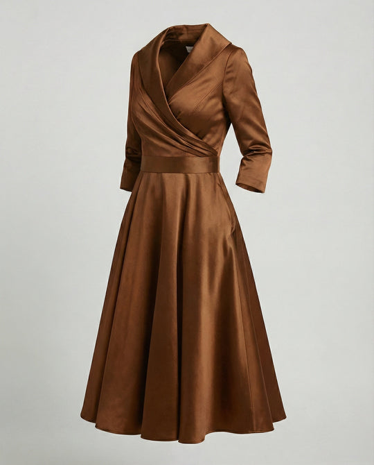 Elegantes Wickelkleid mit breitem Kragen - Vittorelli