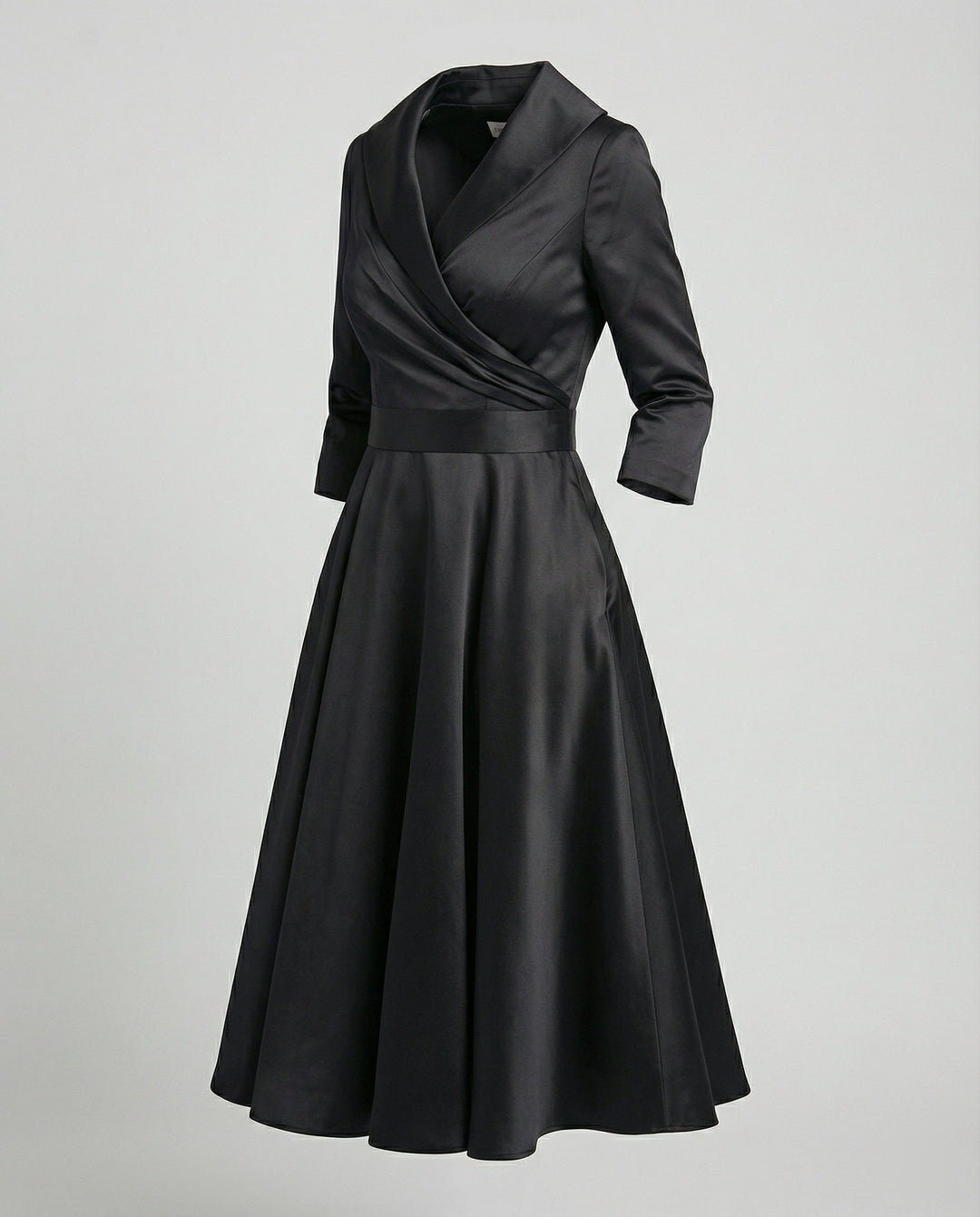 Elegantes Wickelkleid mit breitem Kragen - Vittorelli