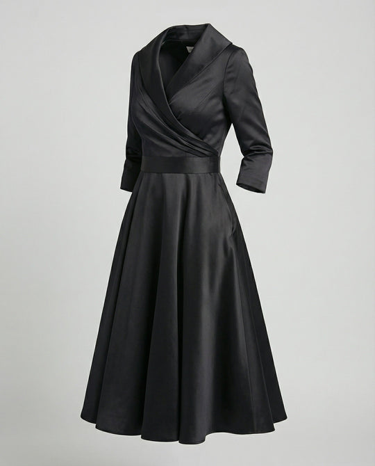 Elegantes Wickelkleid mit breitem Kragen - Vittorelli