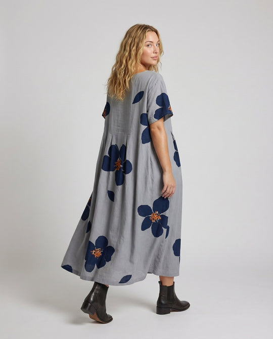 Product 15582579196234 - back_view