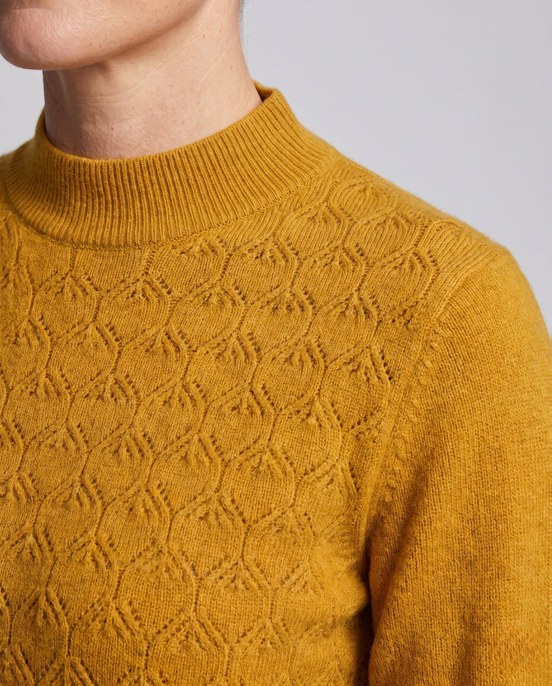 Product 16034476425546 - close_up_detail