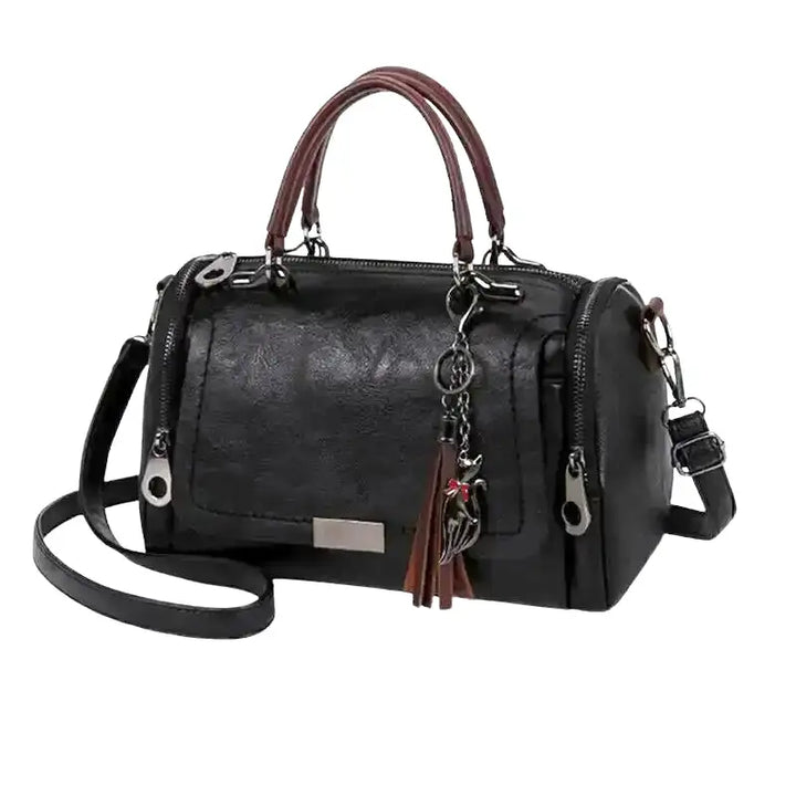 Nord Taschen | Spacious Handbag in Soft Leather with Strap and Zipper Closure