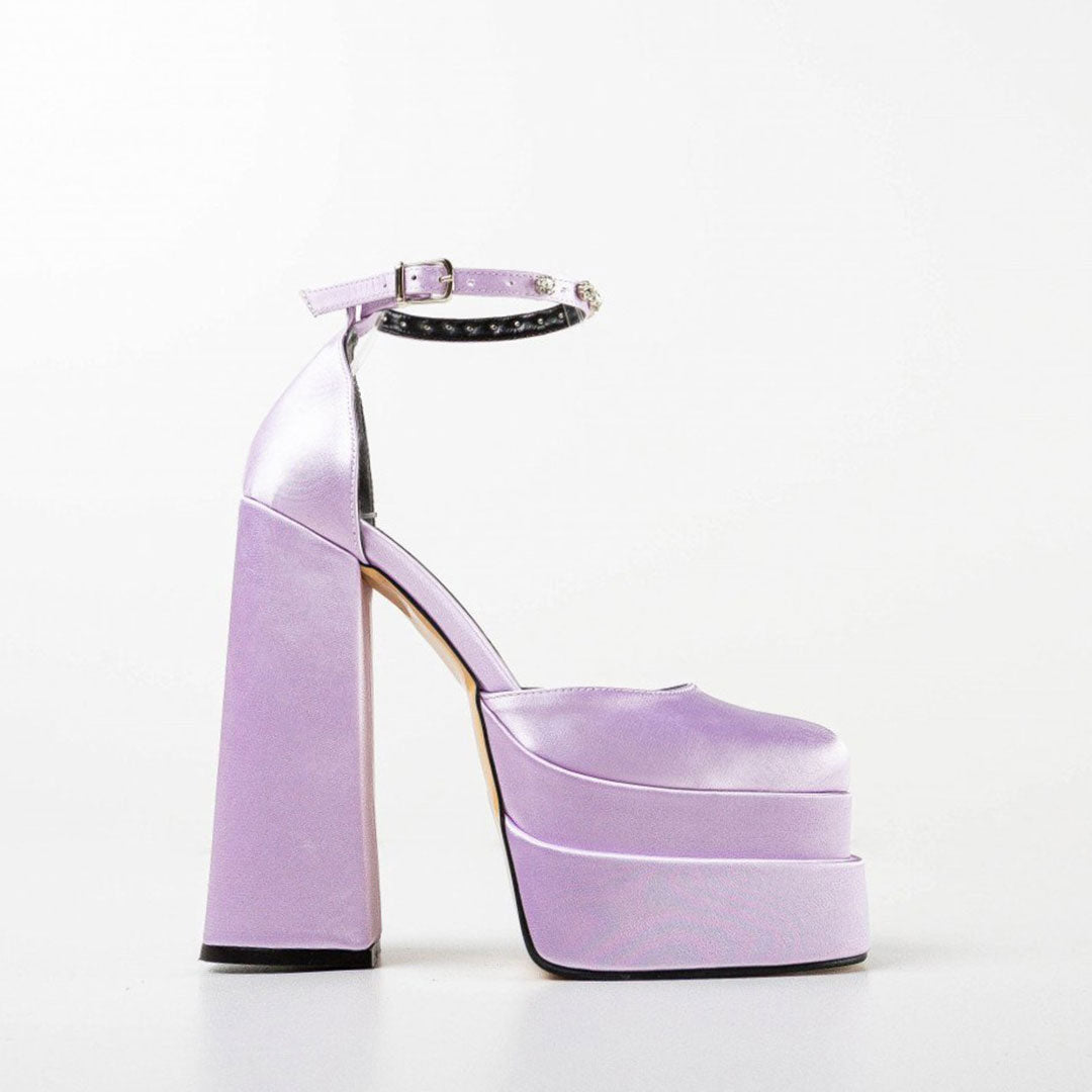 Glänzende Satin Pumps mit Quadratischer Spitze und Klobigem Plateau