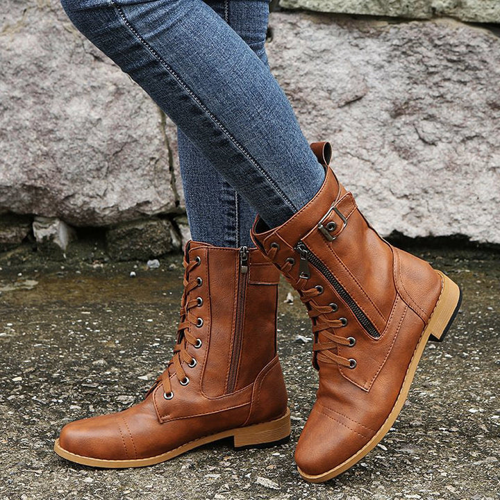 Orthopädische Stiefeletten mit seitlichem Reißverschluss