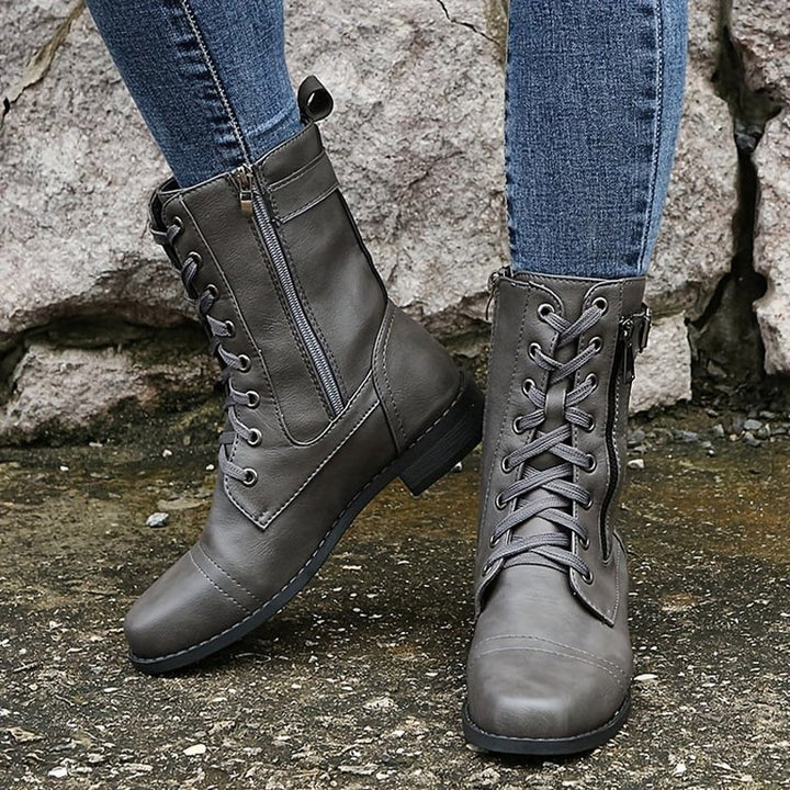 Orthopädische Stiefeletten mit seitlichem Reißverschluss