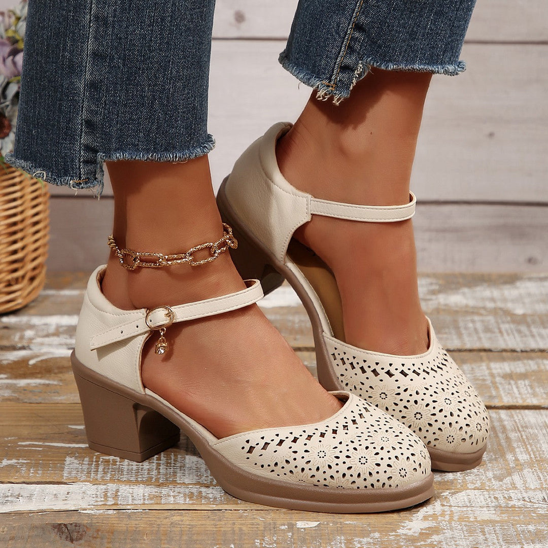 Stilvolle Retro-Sandalen aus Mesh für Frauen