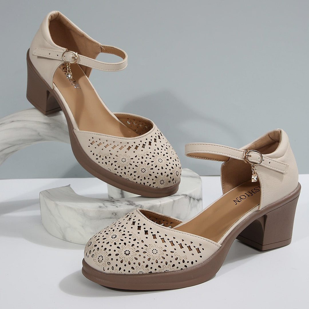 Stilvolle Retro-Sandalen aus Mesh für Frauen
