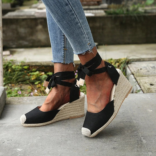 Marie | Keilsandalen mit Schnürung