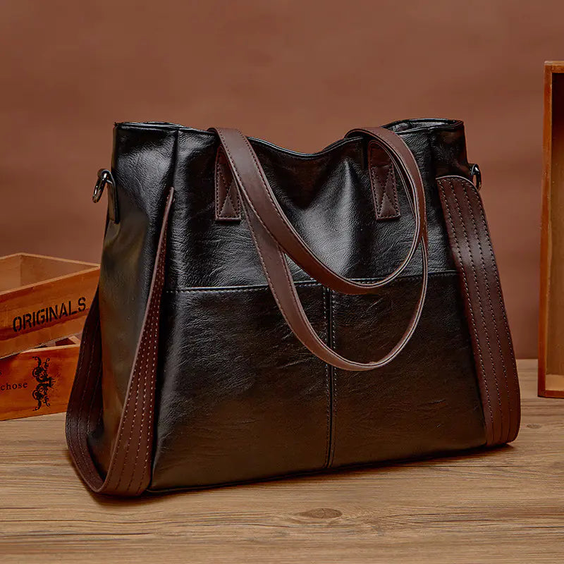 Nord Taschen | Composed Edge of Evelyn - Strukturierte Leder-Handtasche
