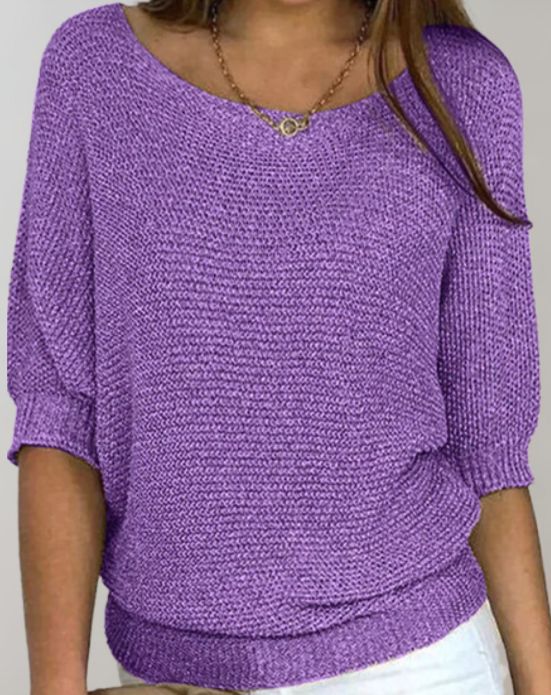 Schöner Taillierter Pullover Mit Rundhalsausschnitt Und Einfachen Mittellangen Ärmeln