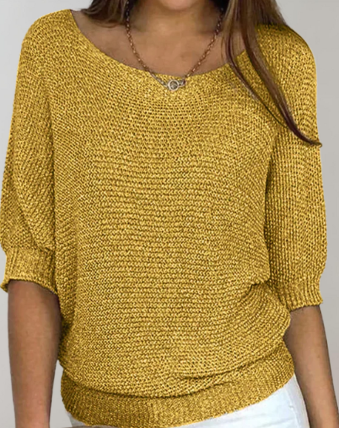 Schöner Taillierter Pullover Mit Rundhalsausschnitt Und Einfachen Mittellangen Ärmeln