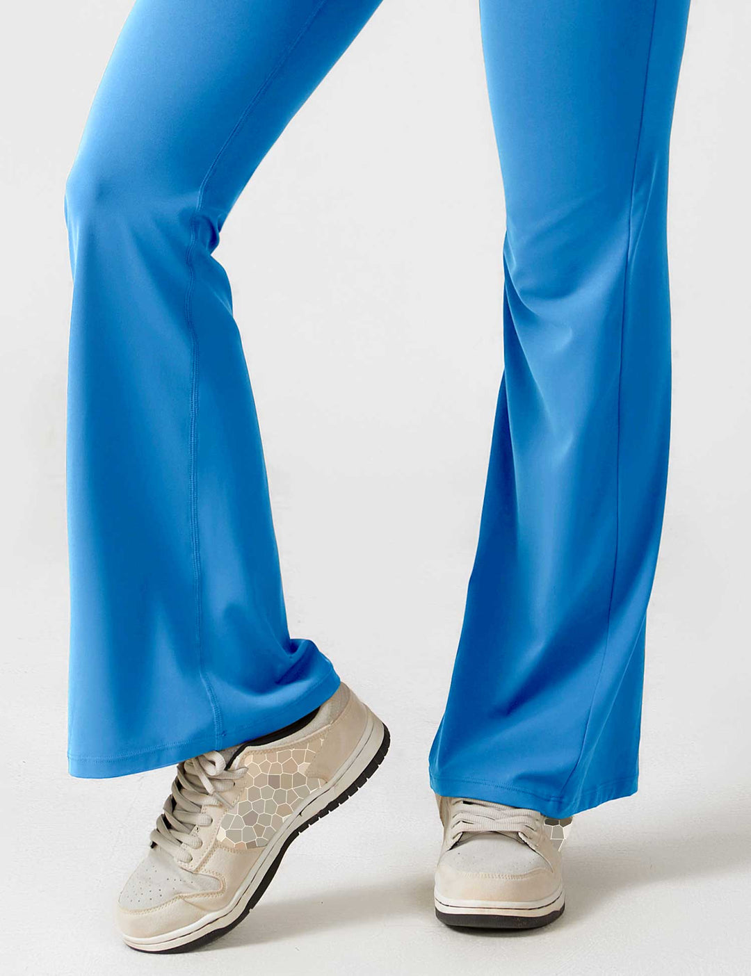 V-Rücken Auslaufender Jumpsuit