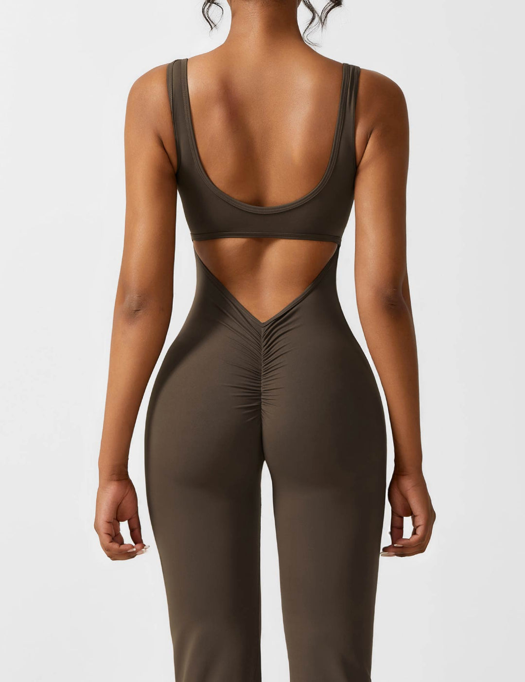 V-Rücken Auslaufender Jumpsuit