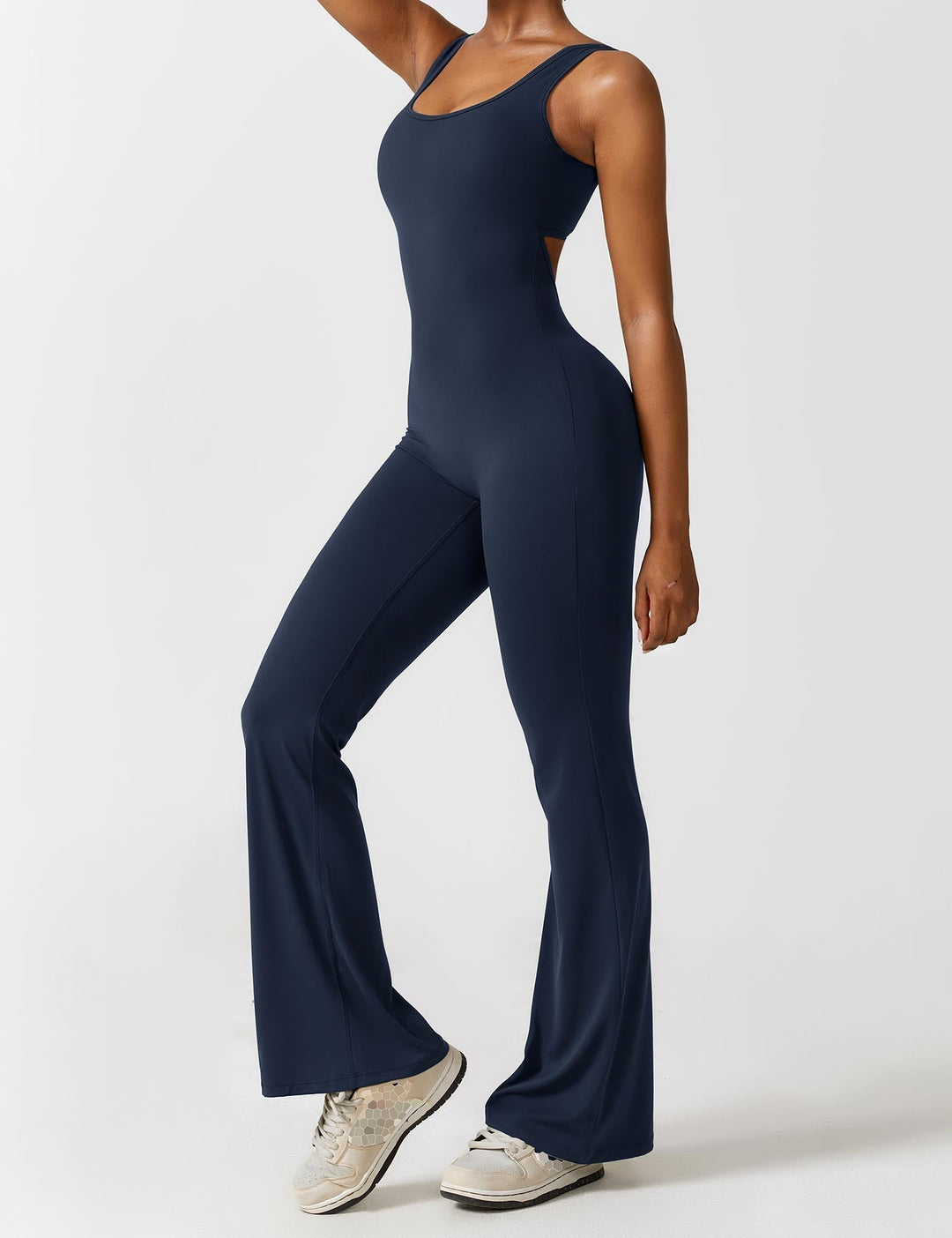 V-Rücken Auslaufender Jumpsuit